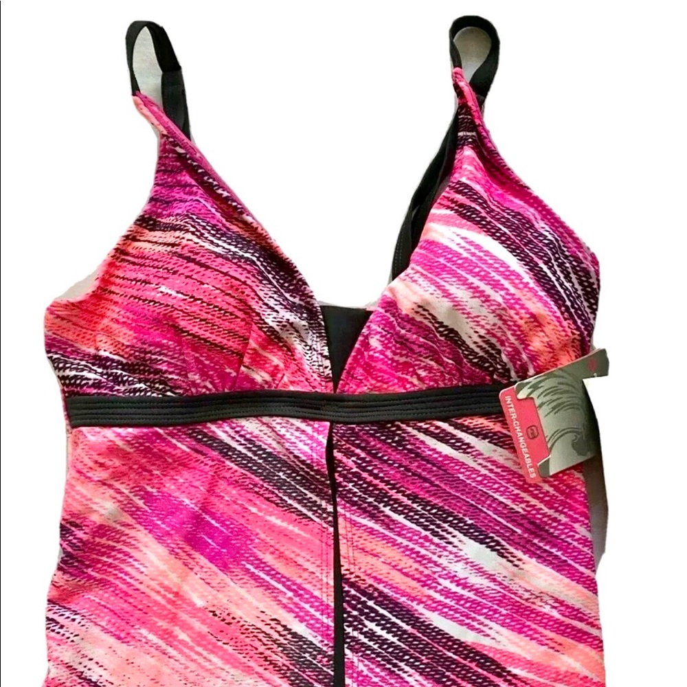 Tankini Swimsuit Top Size M NWT